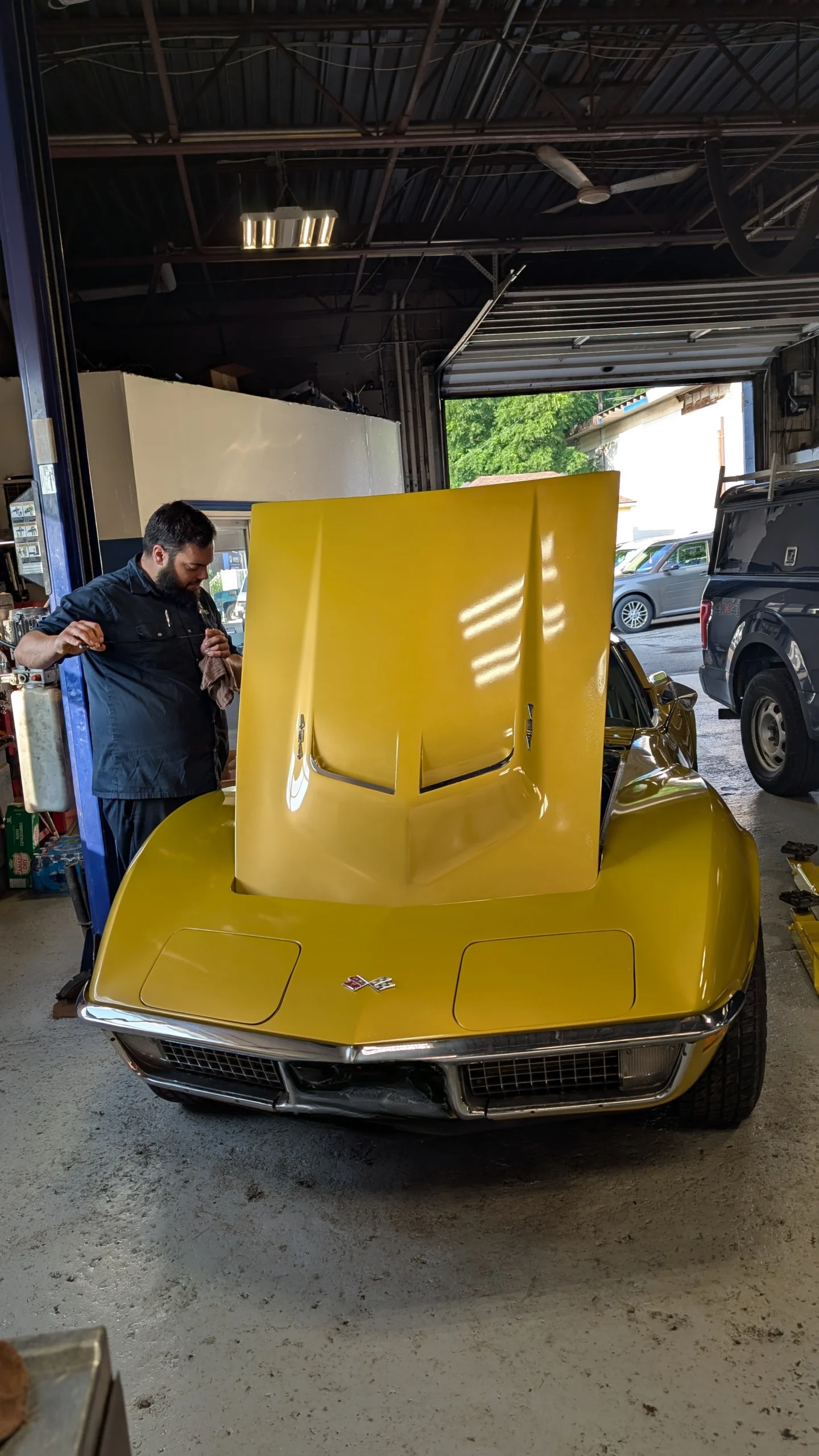 Oil change service near me - Jerry Zister, auto shop in Kitchener
